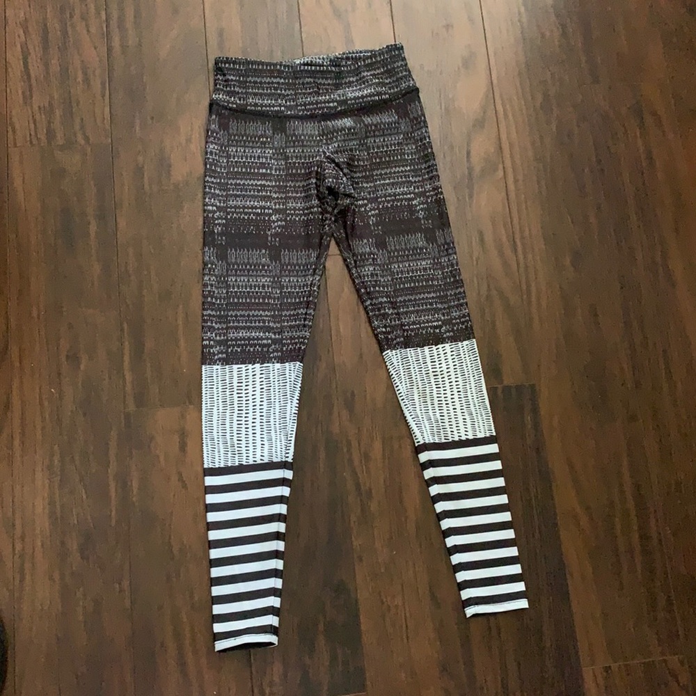 Onzie high waisted leggings